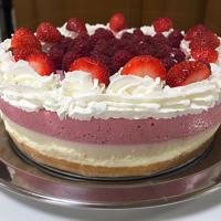 No bake berries cheesecake