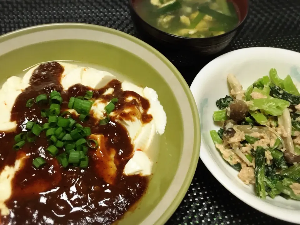 麻婆豆腐・かき玉中華スープ・小松菜としめじのツナ和え|美也子さん