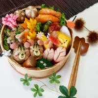 Snapdishの料理写真:秋のお弁当～♪リスと赤トンボ