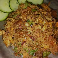 Snapdishの料理写真:Bihun goreng|Noor Afsyarimaさん