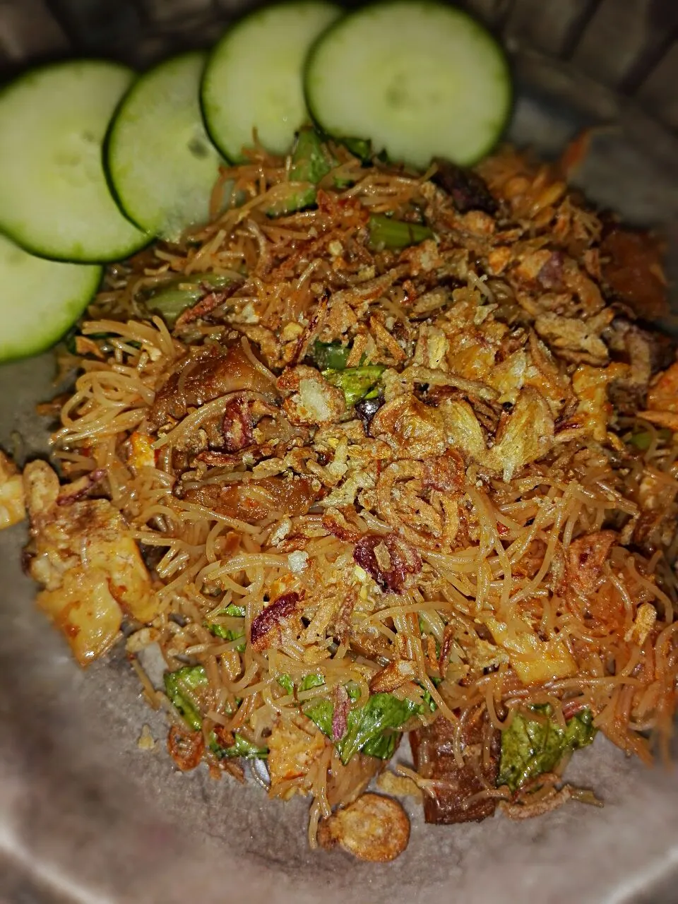 Snapdishの料理写真:Bihun goreng|Noor Afsyarimaさん