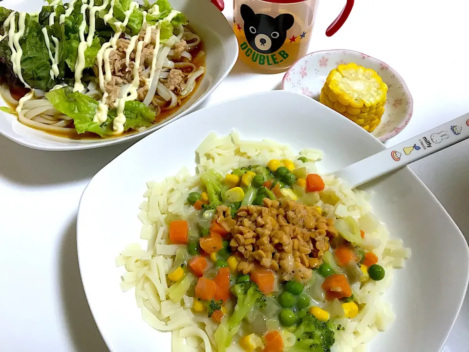 Snapdishの料理写真:#サラダ納豆うどん|ゆりえさん