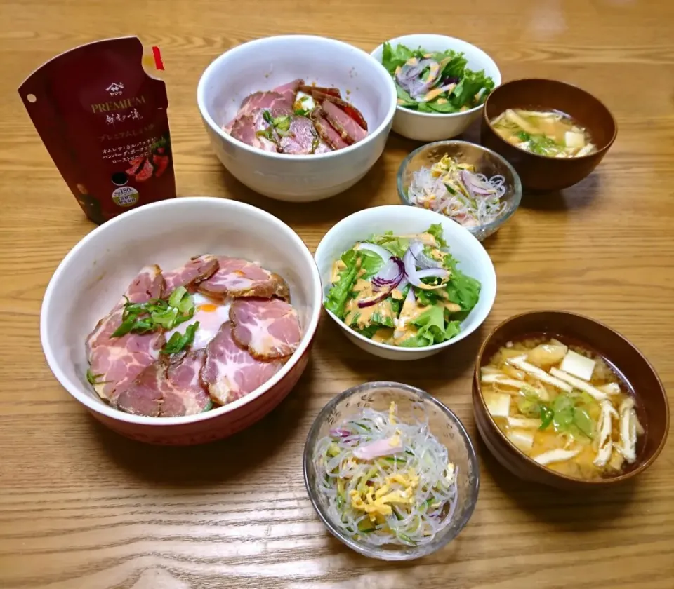 Snapdishの料理写真:『作りおきのsakurakoちゃんの焼豚で焼豚丼』|seri-chanさん