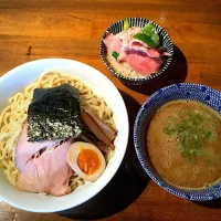 Snapdishの料理写真:真空つけ麺と肉茶漬け|kayak-gohanさん