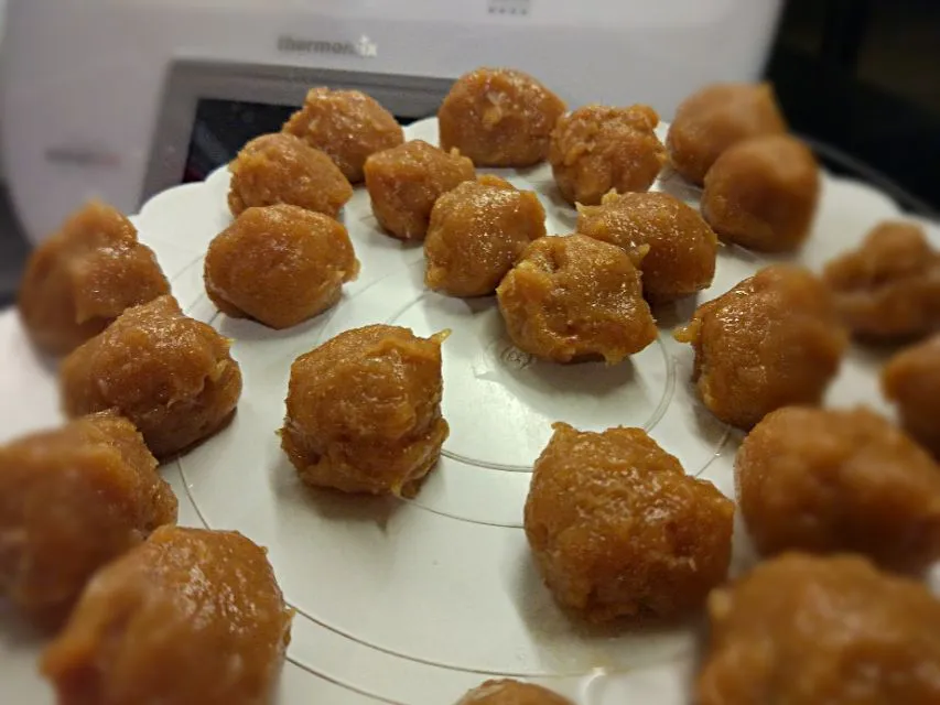 Thermomix chicken ball|Ee Shanさん