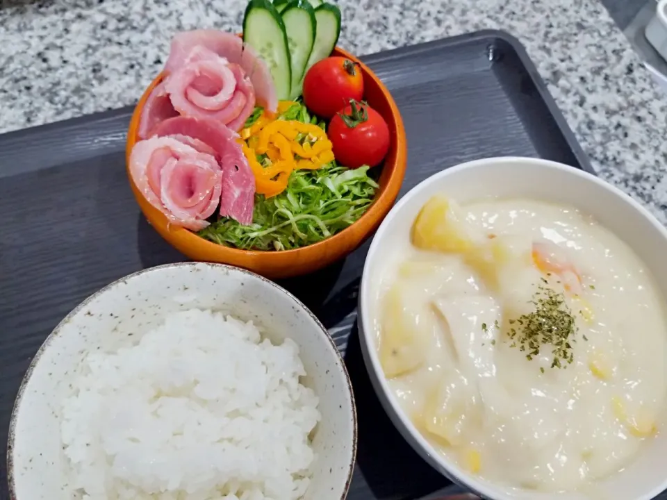 ・チキンクリームシチュー
・生ハムの薔薇サラダ|あぁちゃんさん