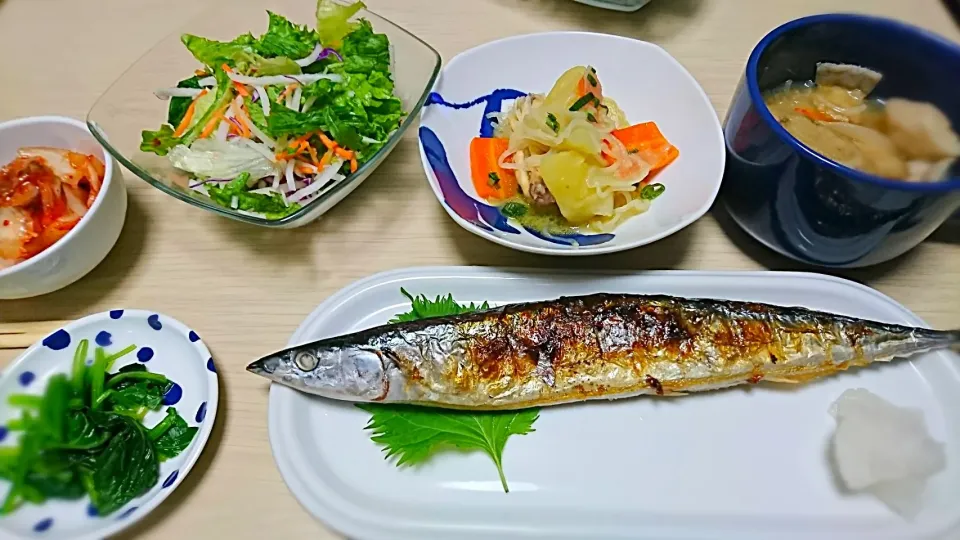 Snapdishの料理写真:塩秋刀魚定食|えびぱんさん