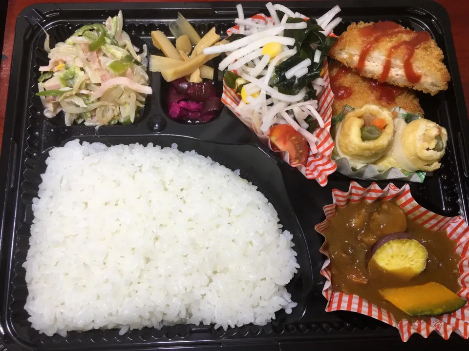 スープカレー 日替わり宅配弁当 豊川市豊橋市一部エリア配達|Naokazu Kuritaさん