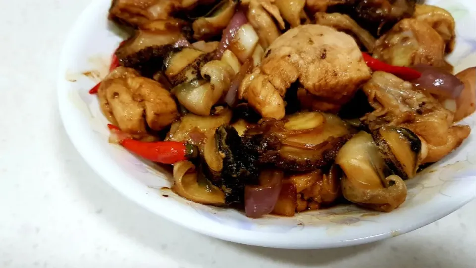 saute chicken with abalone and sea snails|steven z.y.さん