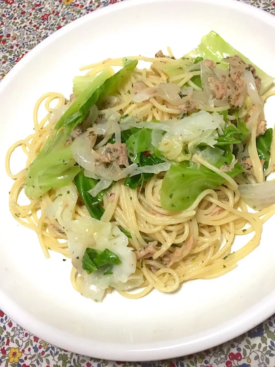 アンチョビとツナとキャベツのパスタ|まみっこさん