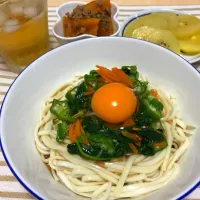 Snapdishの料理写真:ネバネバモロヘイヤうどん|ももちゃんさん