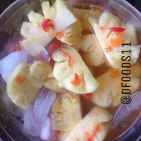 Asinan buah nanas🍍🍍🍍

 #foodie #food #asinan #indonesianfood|Didit Prasetyoさん