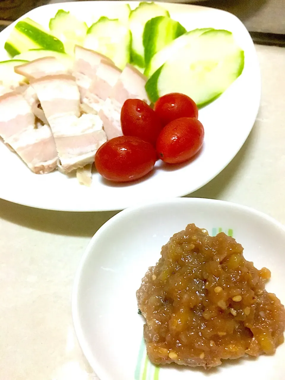 クルミ味噌と野菜アラカルト🍅|パオパオあつこさん