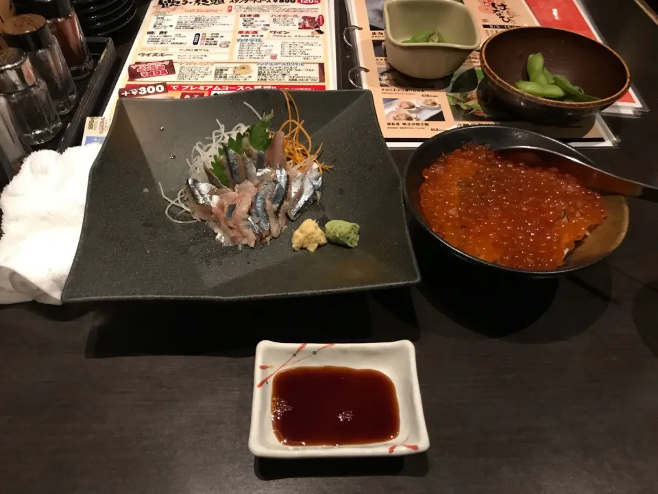 秋刀魚の刺身とイクラ丼|ZekeSe7enさん