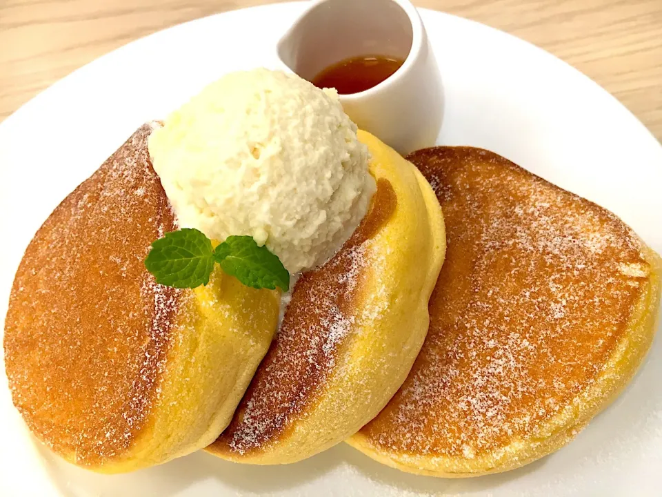 幸せのパンケーキ🥞|ゆうじ.さん