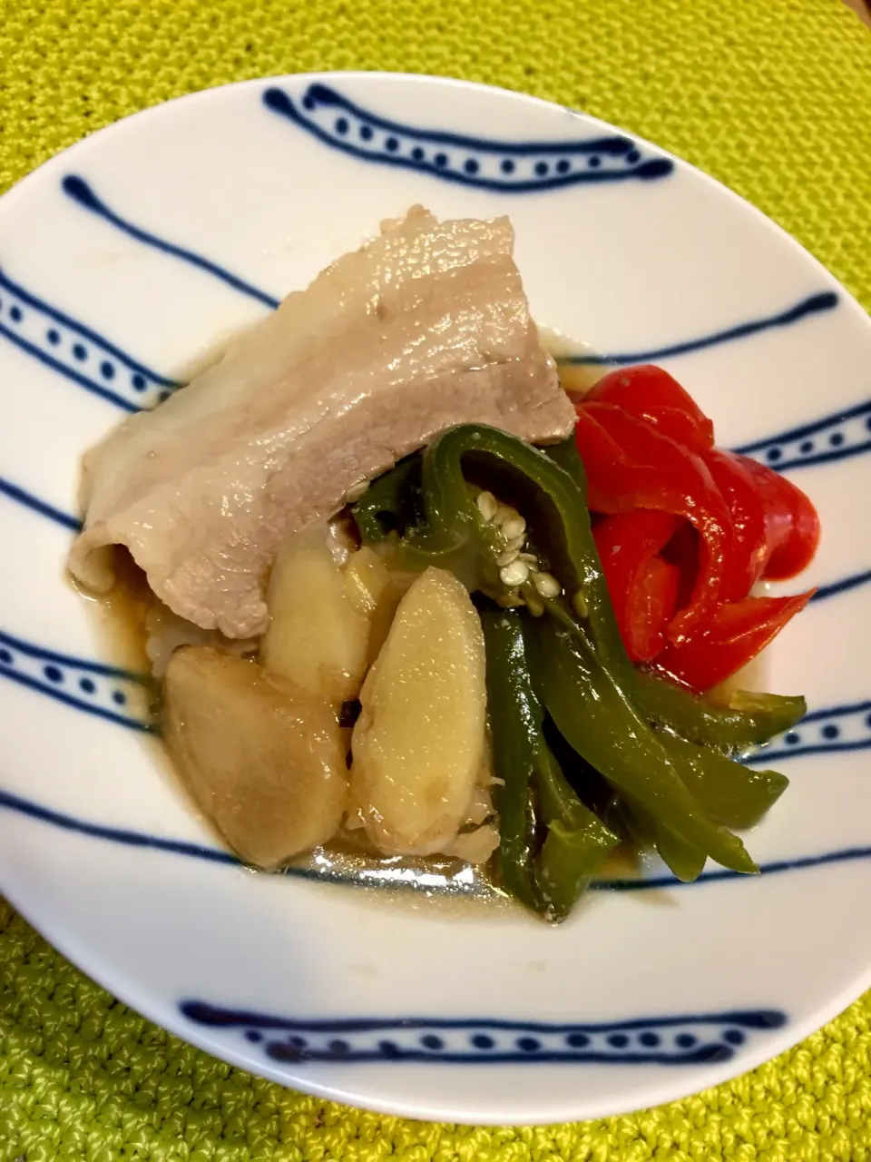 七海さんの料理 新生姜と鶏の煮もの 焼き万願寺添え|パセリんさん