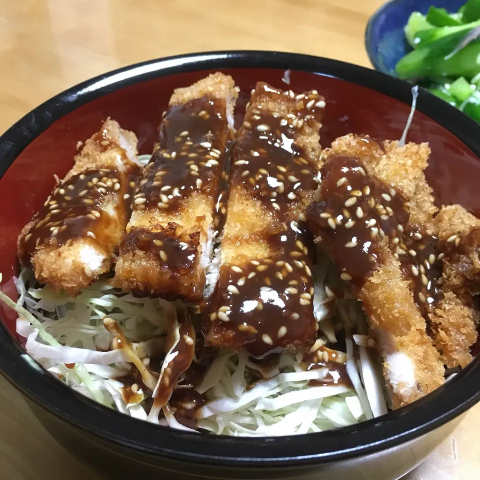 Snapdishの料理写真:Yu Yu mama の料理  #ななつぼし #北海道のお米です
からの #ソースかつ丼
2018.9.9|Yu Yu mamaさん