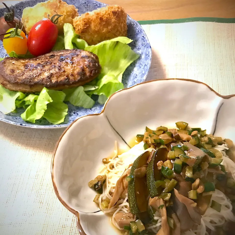 Snapdishの料理写真:冷蔵庫・冷凍庫救済ランチ②|momo2067さん