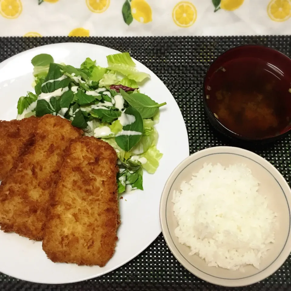 チーズチキンカツ・お味噌汁|美也子さん