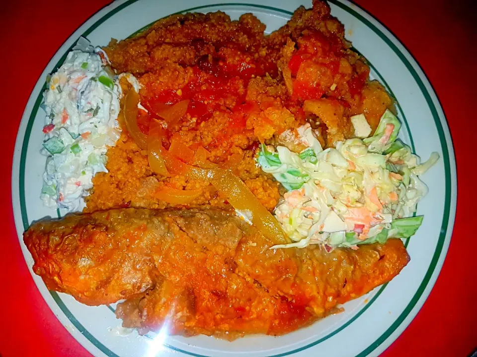 Steamed Snapper Cracked Conch Red Beans and Grits with Cole Slaw and Crawfish Salad.|Juan Simmsさん