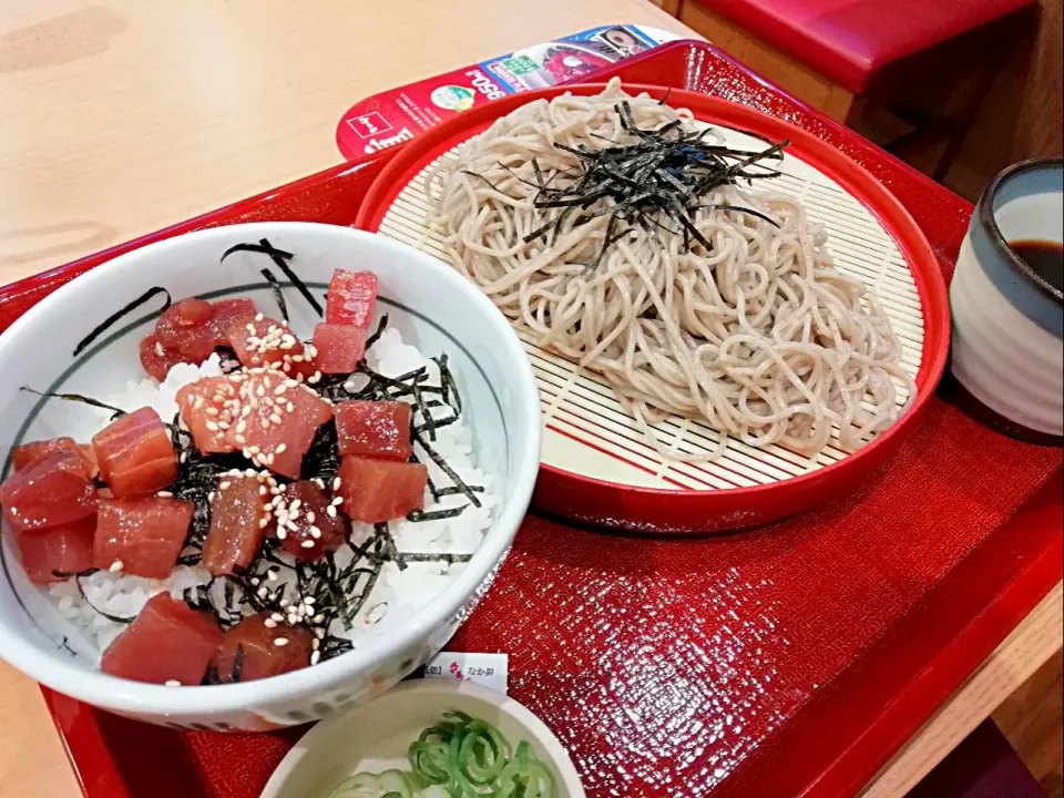 鉄火丼とざるそば|Kunisanoさん