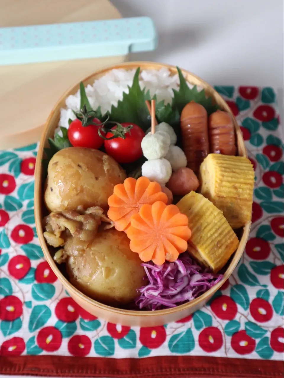 中学生男子弁当🍱
とうやのカレー肉じゃが弁当🥔|なかじー。さん