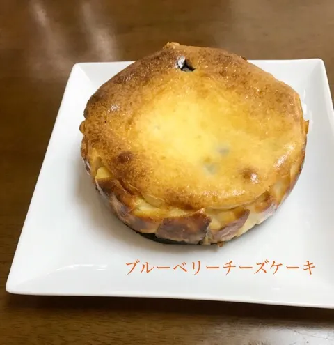 ブルーベリーチーズケーキ✨|かっちゃんさん