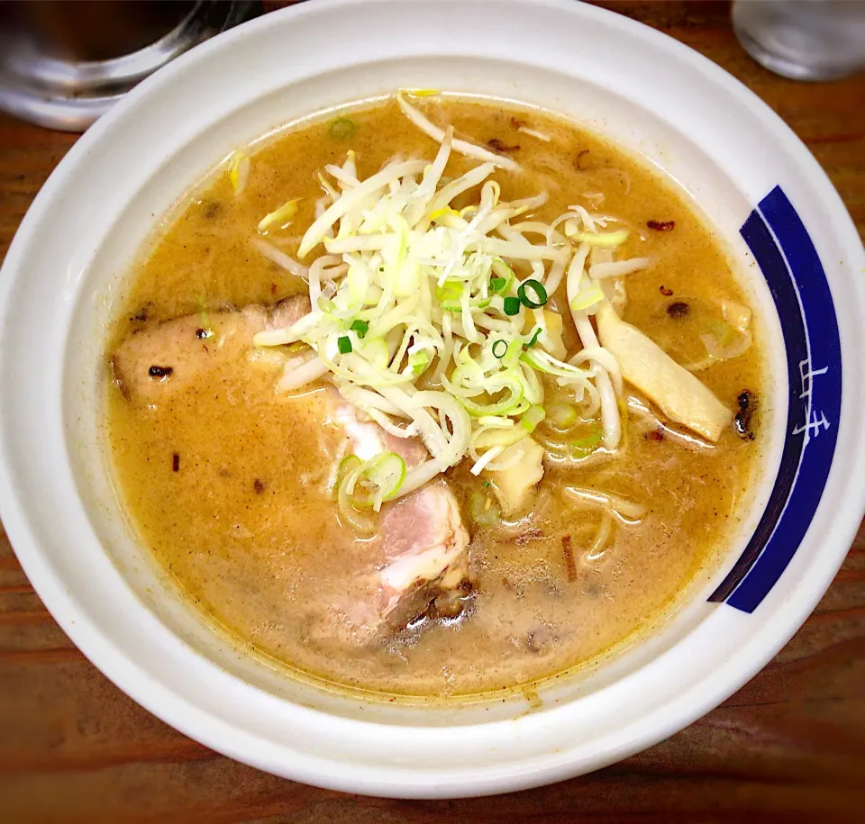 山手ラーメンの 醤油ラーメン|Gigi Cafeさん