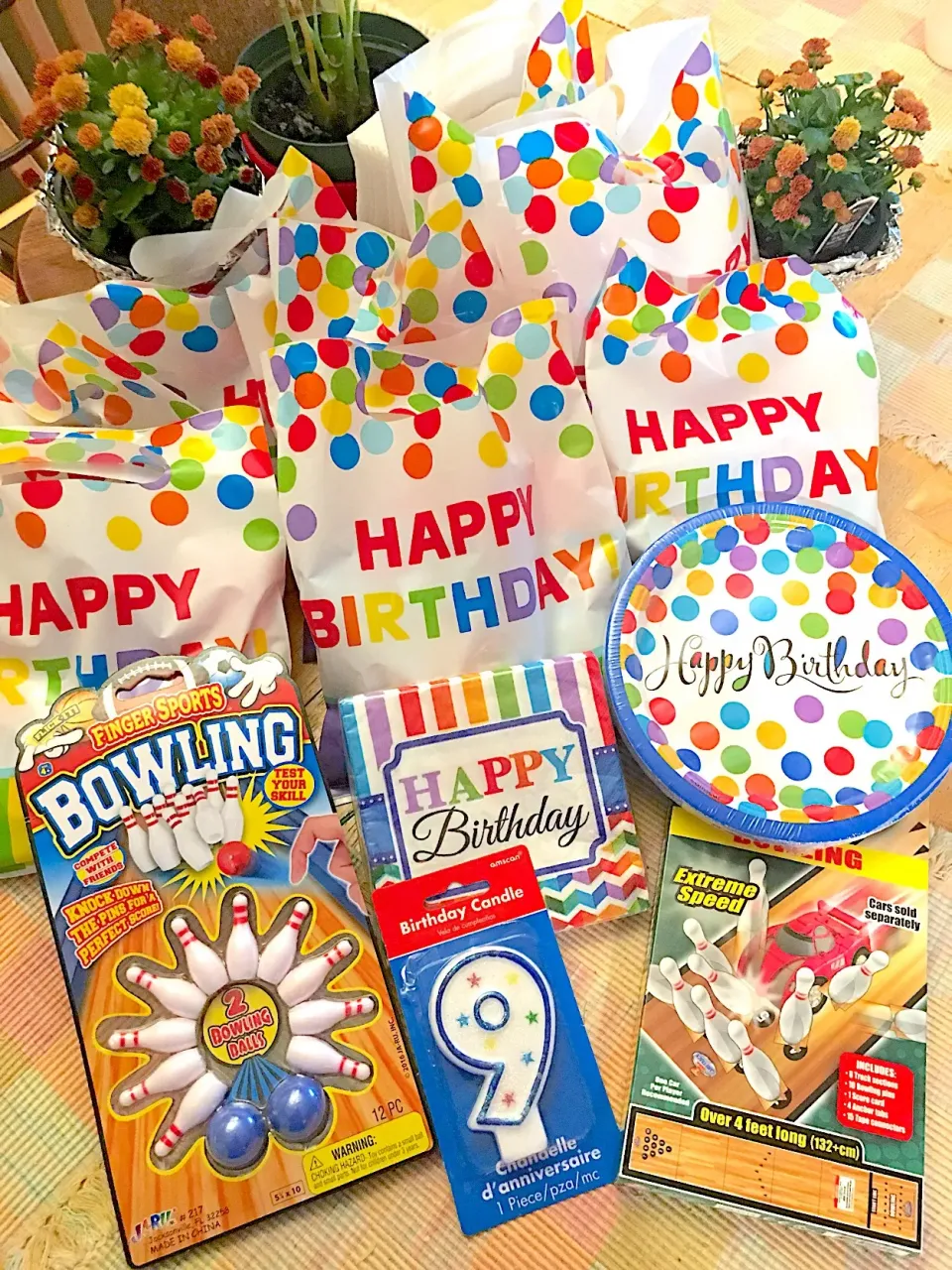 Snapdishの料理写真:Birthday treat bags #bowlingparty  #birthdayparty|🌺IAnneさん