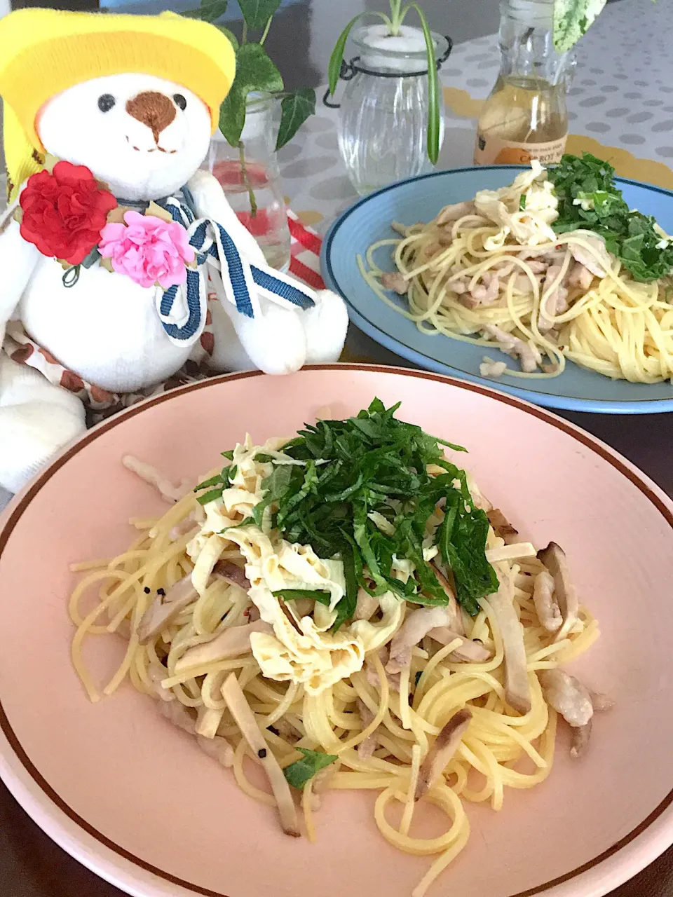 Snapdishの料理写真:ゆばと大葉たっぷりキノコスパゲティ|るるうささん