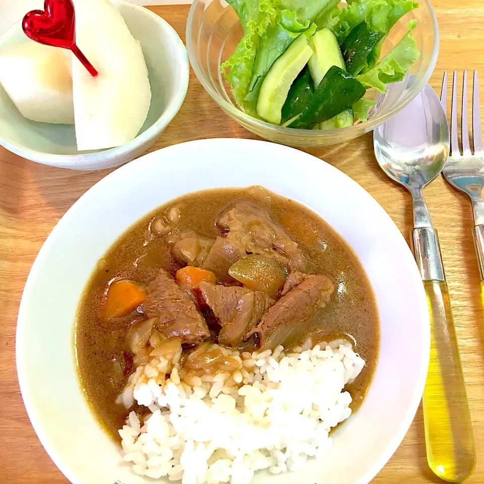 Snapdishの料理写真:牛の三筋カレー|Hiromi Isonagaさん