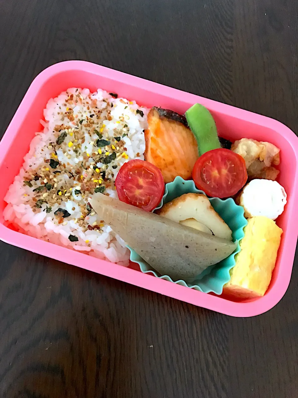 Snapdishの料理写真:おでんの残り弁当|kiicoさん