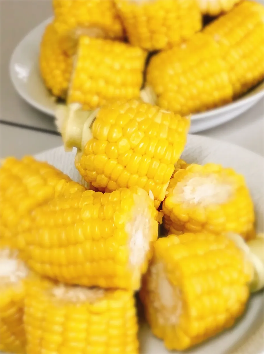 Snapdishの料理写真:津南のとうもろこし🌽 #トウモロコシ #津南のとうもろこし #茹でたて|misakoさん