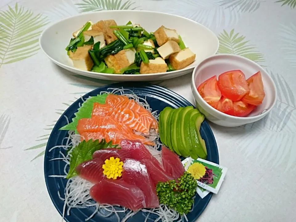 ☆今日の晩ごはん☆　お造り　トマト　小松菜と厚揚げ煮|hamamaさん