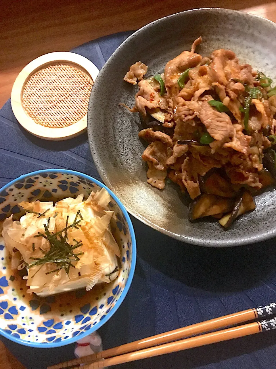 2018,09,12 相方さんの夕飯
#麻婆肉味噌炒め
#冷奴|ATSUMIさん