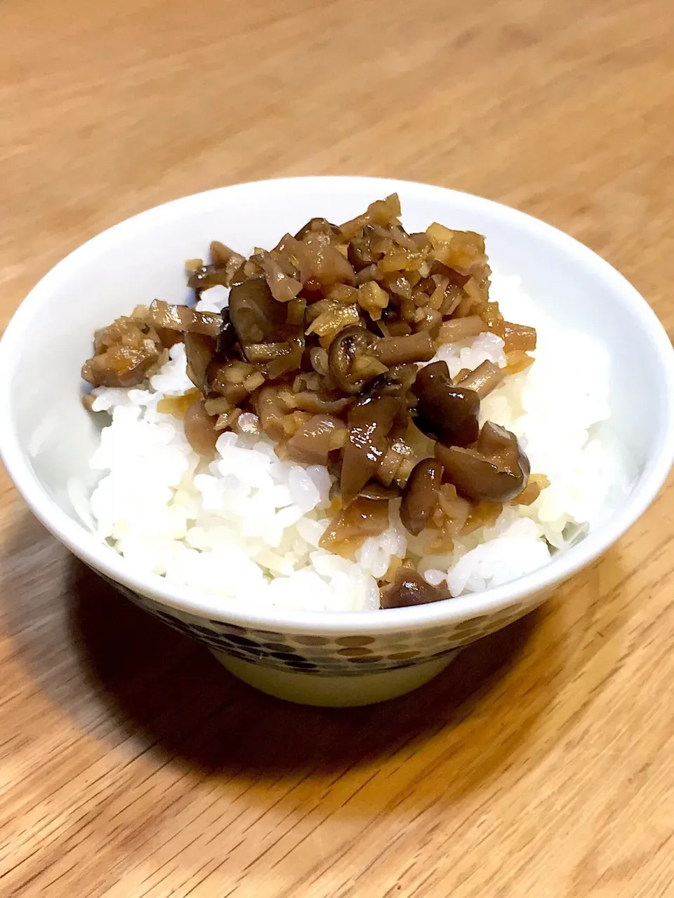 よっすぃさんの料理 しめじと生姜の醤油煮|パセリんさん