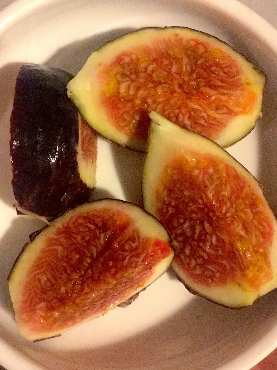 Very ripe figs|karen limさん