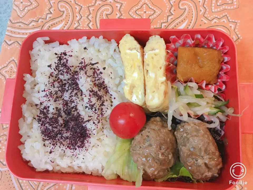 ♫9/13今日のお弁当♫〜ミニハンバーグ、もやしときゅうりのナムル、かぼちゃ煮、だし巻き卵、プチトマト〜|Satokoさん