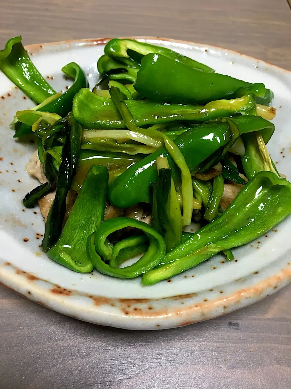 ピーマン行者にんにく豚肉炒め|みーさん