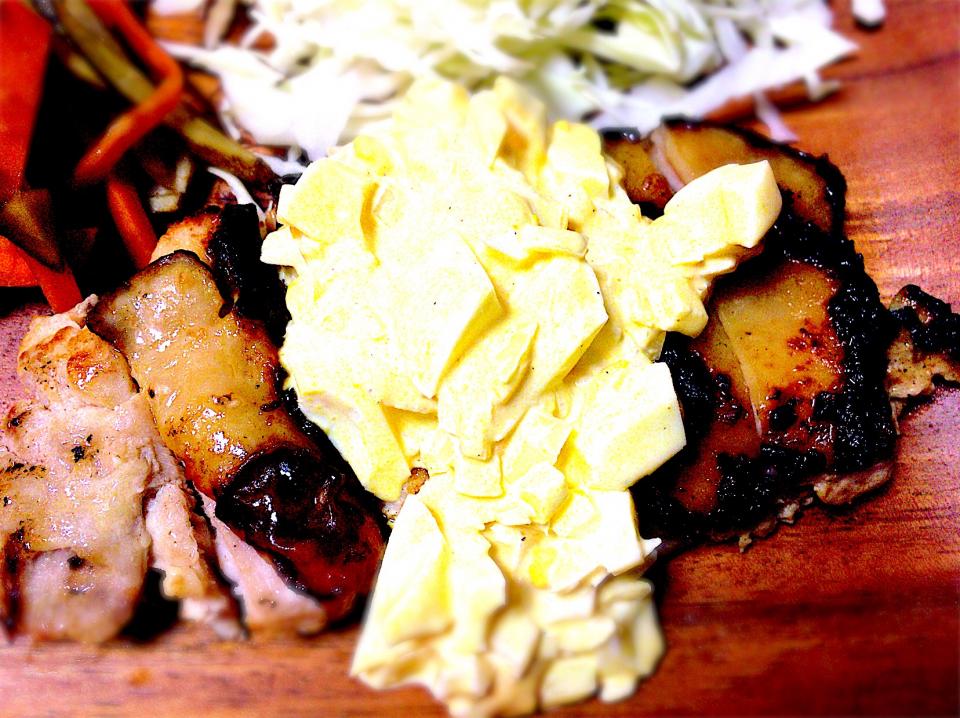 塩麹焼き鶏のタルタルソースかけ