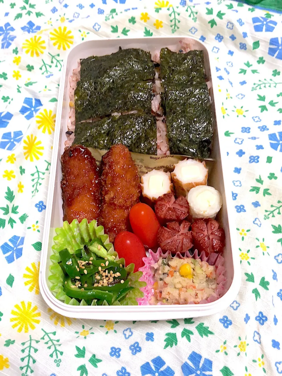 9.14☆旦那弁当
のり弁
ささみチーズかつ
チーちく
ウインナー
ピーマンのきんぴら
卯の花|のん∞さん