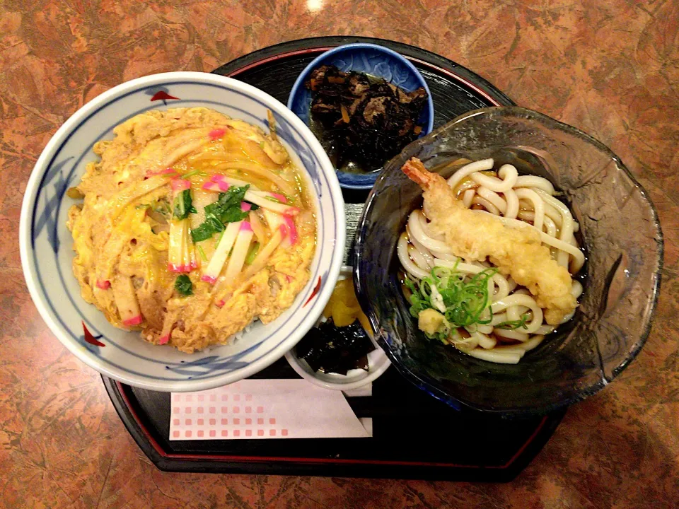 おすすめ定食(木の葉丼とエビ天ぶっかけ)|ばーさんさん