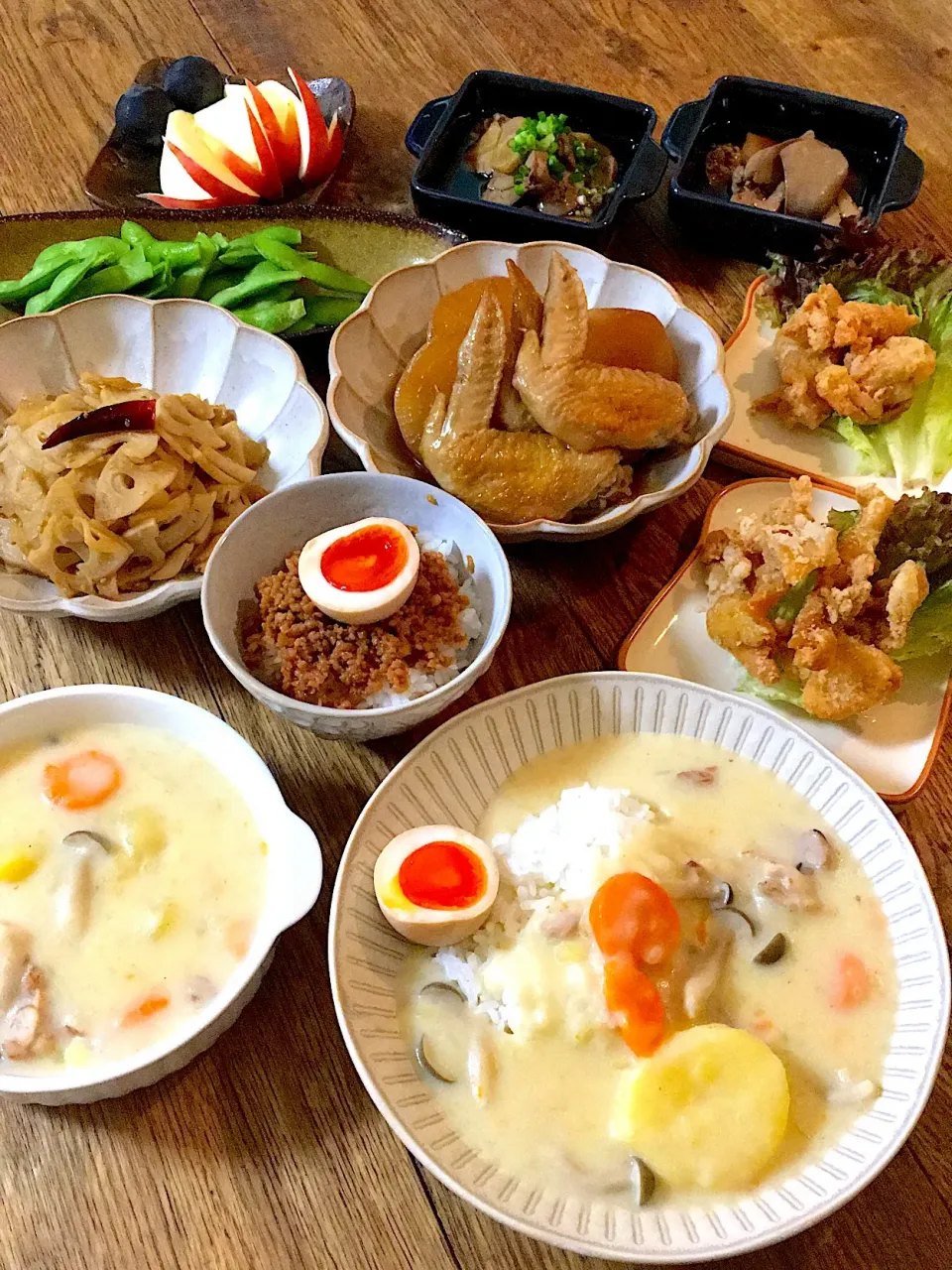 シチューライスとそぼろ丼〜子供ごはん💕|加藤よしえさん