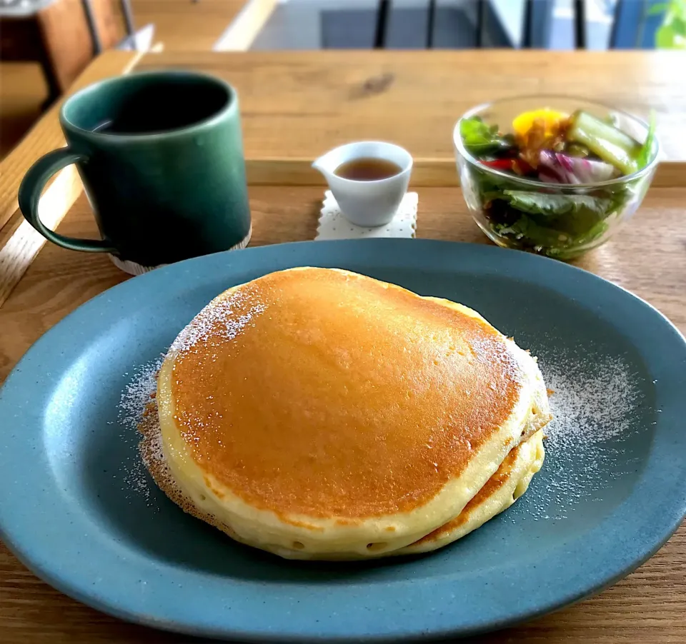 昼ごはん  染み込みバターのパンケーキ|砂雪さん