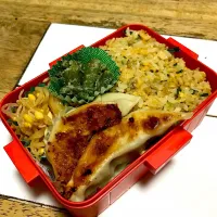 餃子チャーハン弁当|Yoko Adachiさん