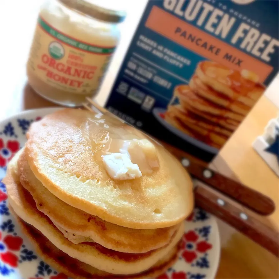 グルテンフリーのパンケーキでお家ランチ🥞😊|ららさん