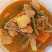 Red curry with chicken|Sky Martinaさん