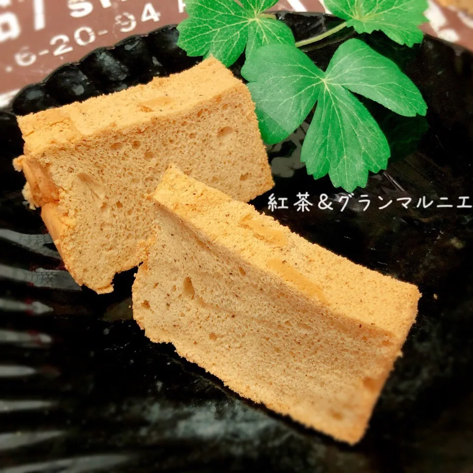 Snapdishの料理写真:【紅茶とグランマルニエのシフォンケーキ】|ぷらっとさん