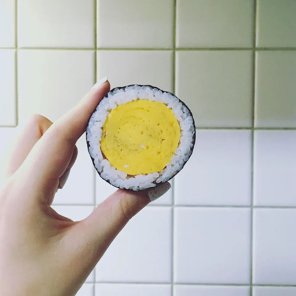 Tamago roll🥚|azuuuzaさん