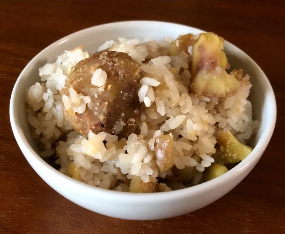 栗ご飯🌰|マユマユさん